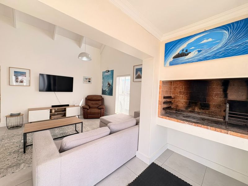 A Little Less Maintenance. A Lot More Langebaan Living. - Photo 6