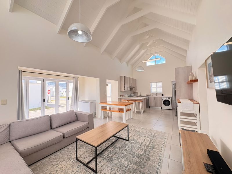 A Little Less Maintenance. A Lot More Langebaan Living. - Photo 3