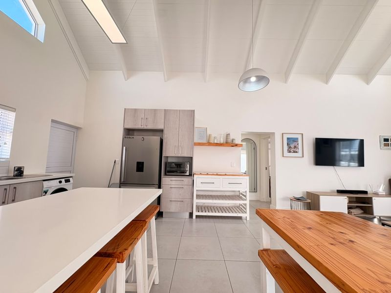 A Little Less Maintenance. A Lot More Langebaan Living. - Photo 9