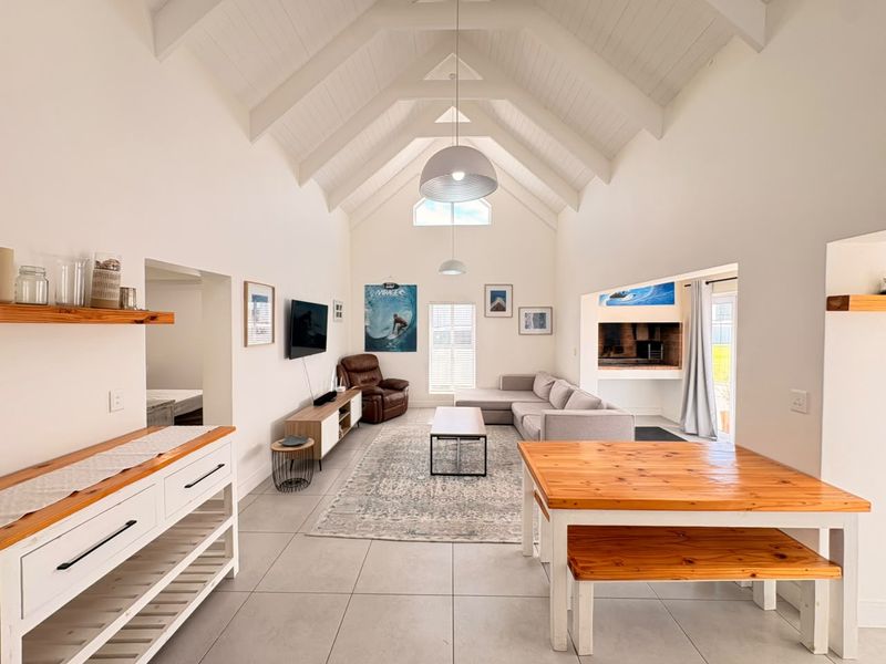 A Little Less Maintenance. A Lot More Langebaan Living. - Photo 2