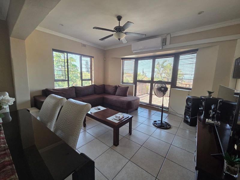 Modern Family Home on Bluff’s Most Sought-After Road - Photo 5