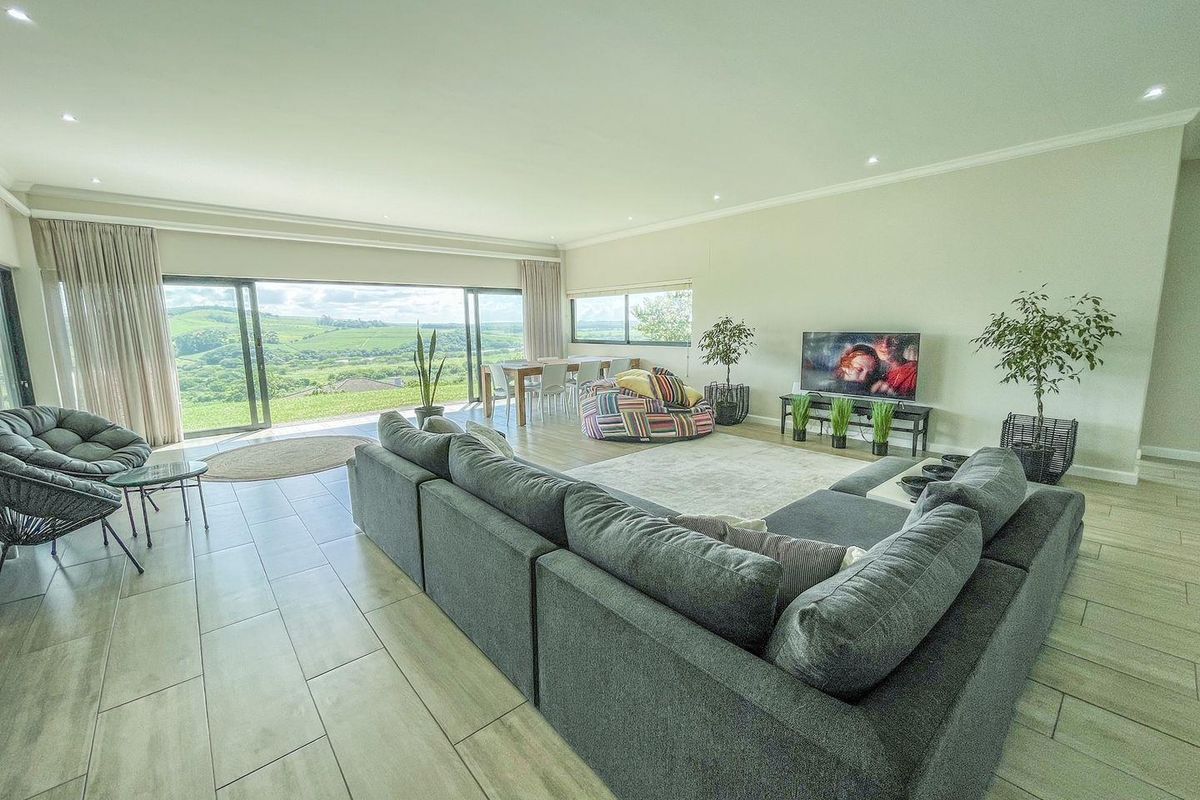 180 Degree Luxury River Views - Photo 3