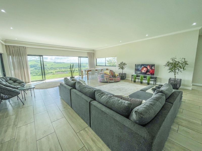 180 Degree Luxury River Views - Photo 3