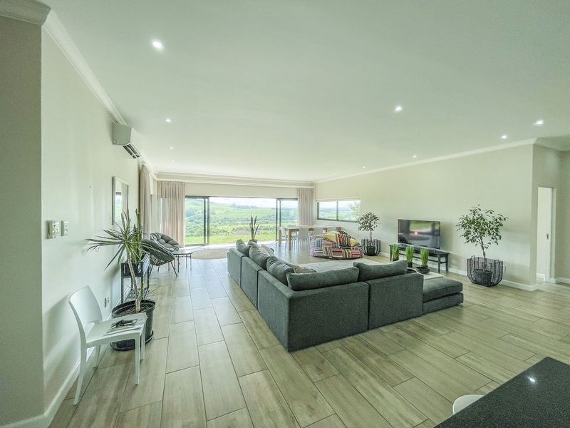 180 Degree Luxury River Views - Photo 2