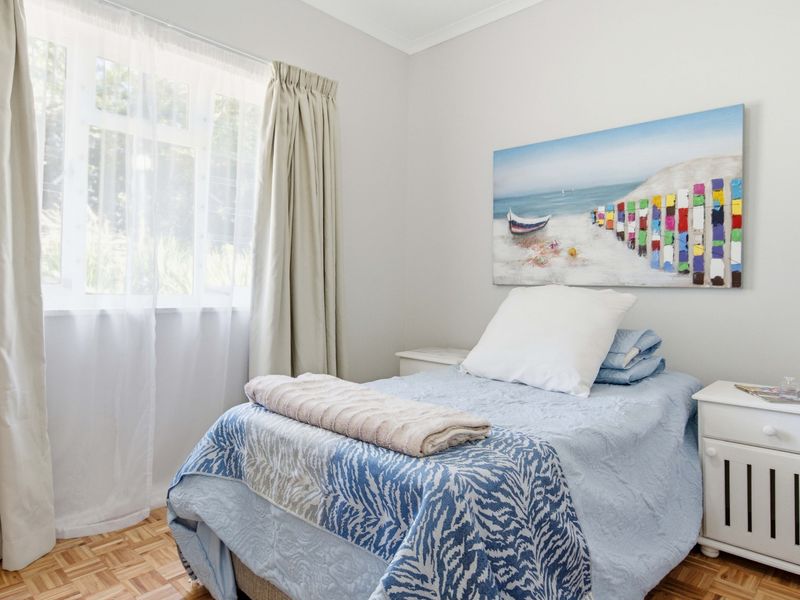 Family home with a granny flat - Photo 8