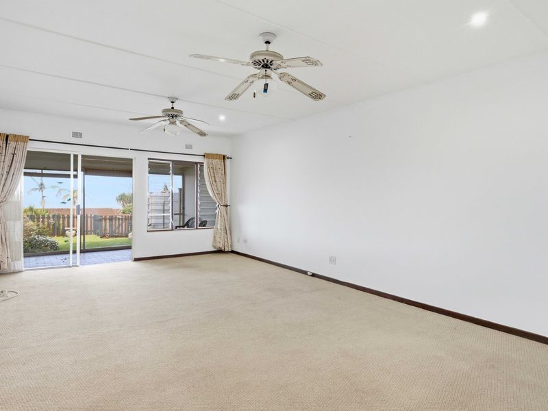 STUNNING SEA VIEWS AUCTION OPPORTUNITY - Photo 8