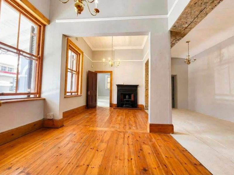 Exclusive 1899 Heritage Property | 3-in-1 Opportunity | Residential & Business Potential - Photo 3
