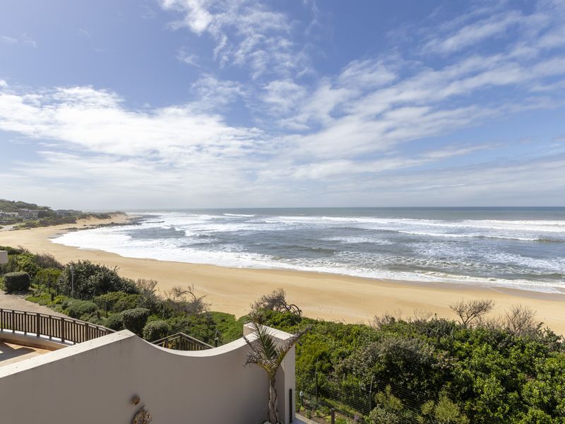 Magnificent Beachfront Penthouse with Breathtaking Sea Views for Sale in Port Afred - Photo 5