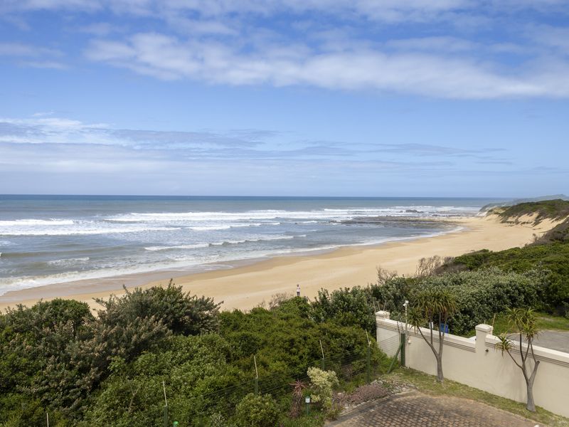 Three Bedroom Apartment for Sale in Port Alfred - Photo 6