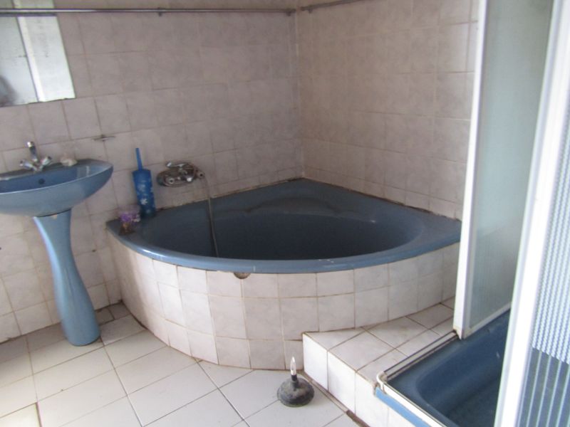 Renovation Special!! - Photo 9