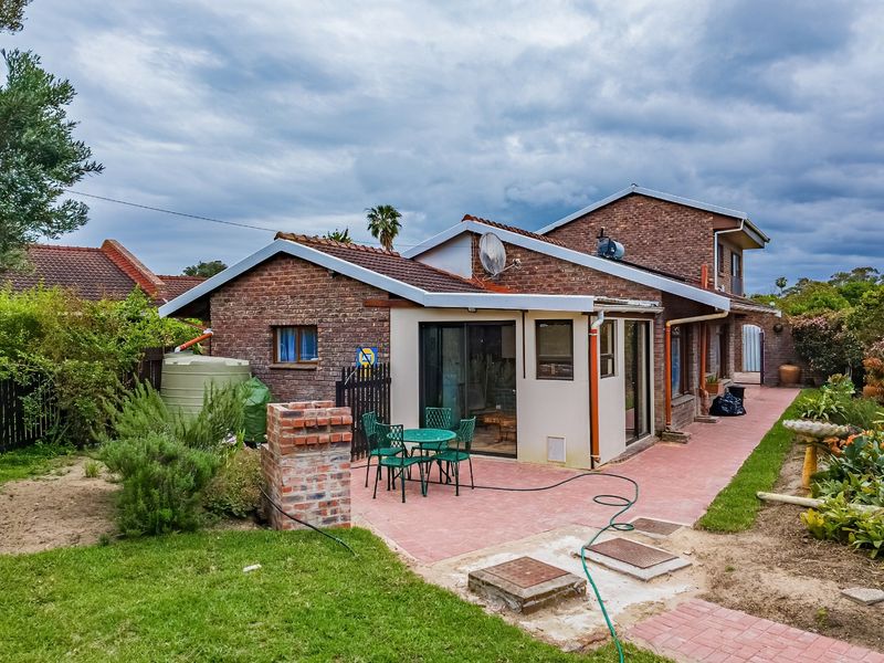 DUAL MANDATE | COASTAL CHARM WITH EXCEPTIONAL INVESTMENT POTENTIAL - Photo 4