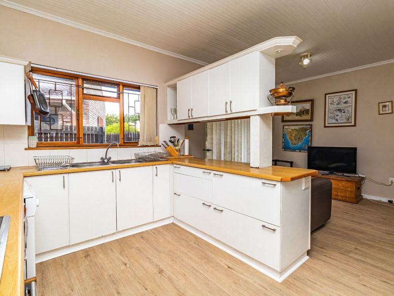DUAL MANDATE | COASTAL CHARM WITH EXCEPTIONAL INVESTMENT POTENTIAL - Photo 5