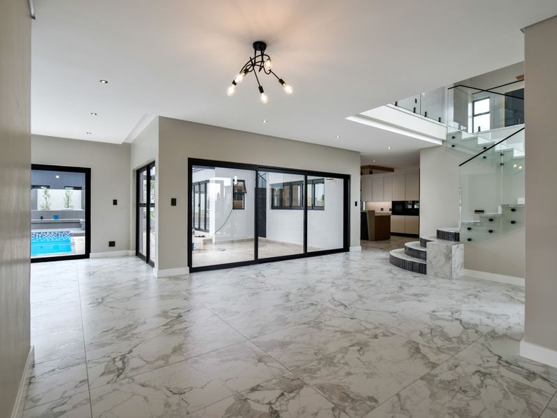 Expansive Double Story Luxury Living in Midstream Heights! - Photo 5
