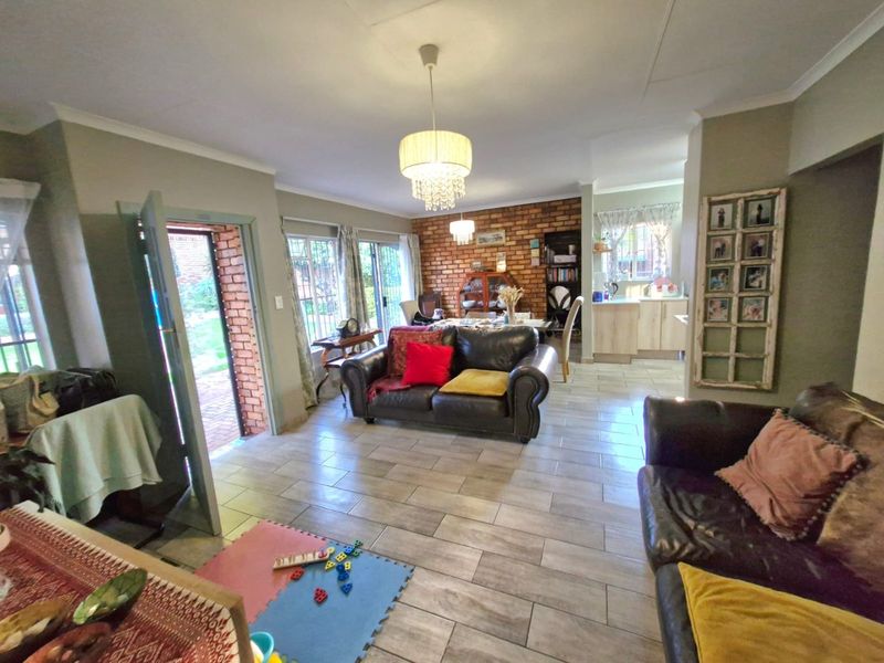 Modern Family Living in Sought-After Montana Park - Photo 4