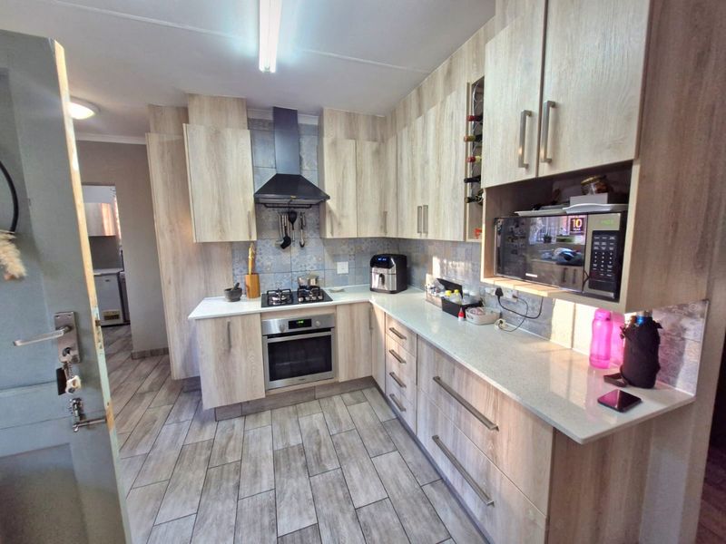 Modern Family Living in Sought-After Montana Park - Photo 9