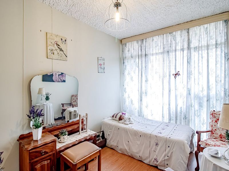 Comfortable and Practical Apartment Living in Sinoville - Photo 10