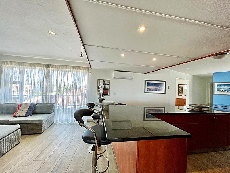 Holiday Sanctuary In Close Walking Distance To Shakas Rock Main Swimmig Beach - Photo 10