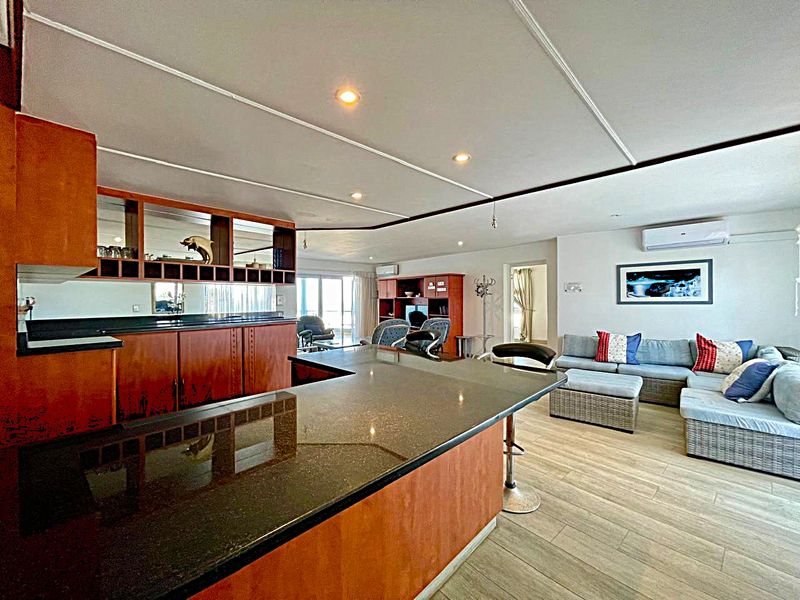 Holiday Sanctuary In Close Walking Distance To Shakas Rock Main Swimmig Beach - Photo 9