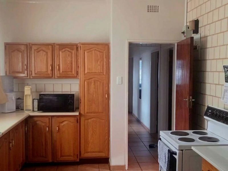 Room to Live, Space to Grow – Your Family’s Next Chapter Starts Here! - Photo 4