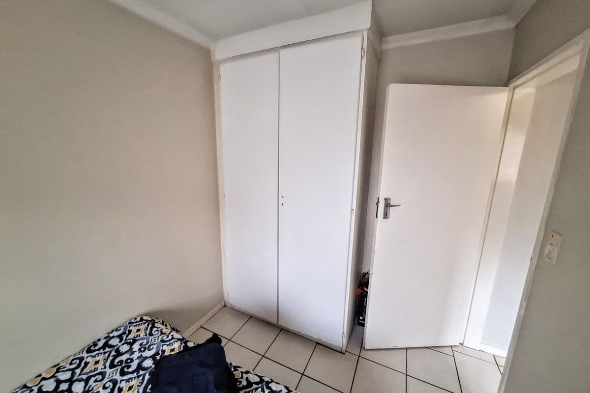 Cozy and Secure 2-Bedroom Retreat in The Orchards, Akasia - Photo 5