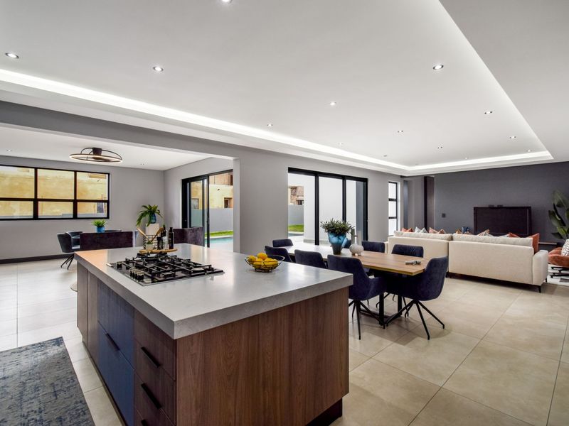 Elegant Family Living in Prestigious Midstream Heights - Photo 2