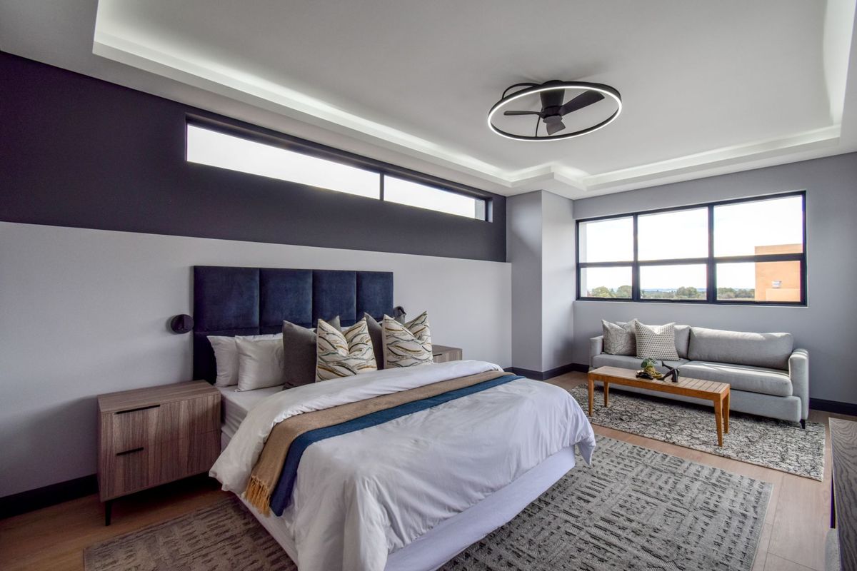 Elegant Family Living in Prestigious Midstream Heights - Photo 4