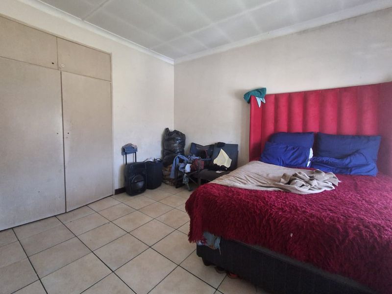 2-Bedroom Apartment with Garage | Germiston - Photo 7