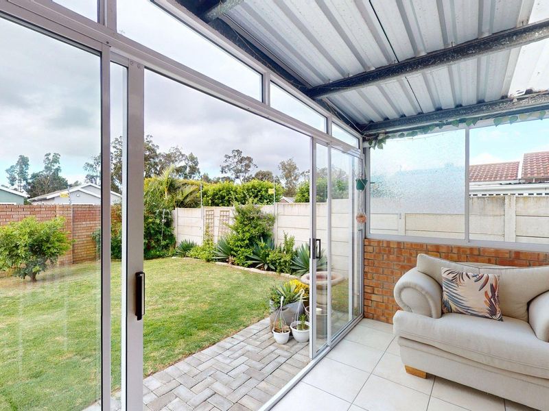 NEW RELEASE R1,380,000 | Charming Face Brick Duet in Pinelands - Photo 6