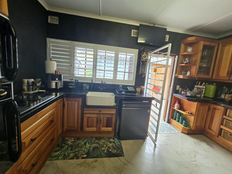Investment Opportunity with Multiple Income Streams - Photo 4