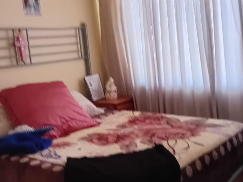 Comfortable and Secure Living in a Peaceful Complex - Photo 10