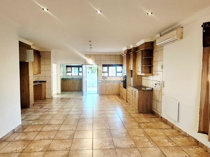 Double the Homes. Double the Income. Walk to the Lagoon. in Midtown, Langebaan. - Photo 5