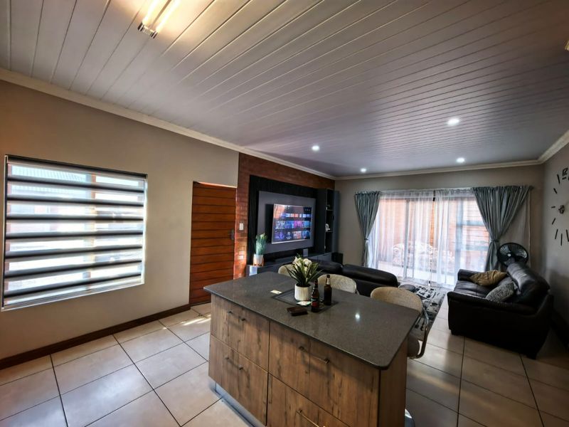 Modern Townhouse Living in Peaceful Christiaanville AH - Photo 7