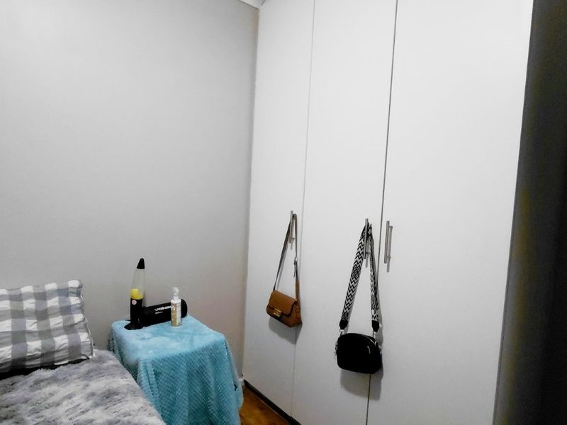 BRIDGEMEADE 2 BED 1 BATH HOUSE WITH SINGLE GARAGE AND POOL FOR RENT - Photo 10