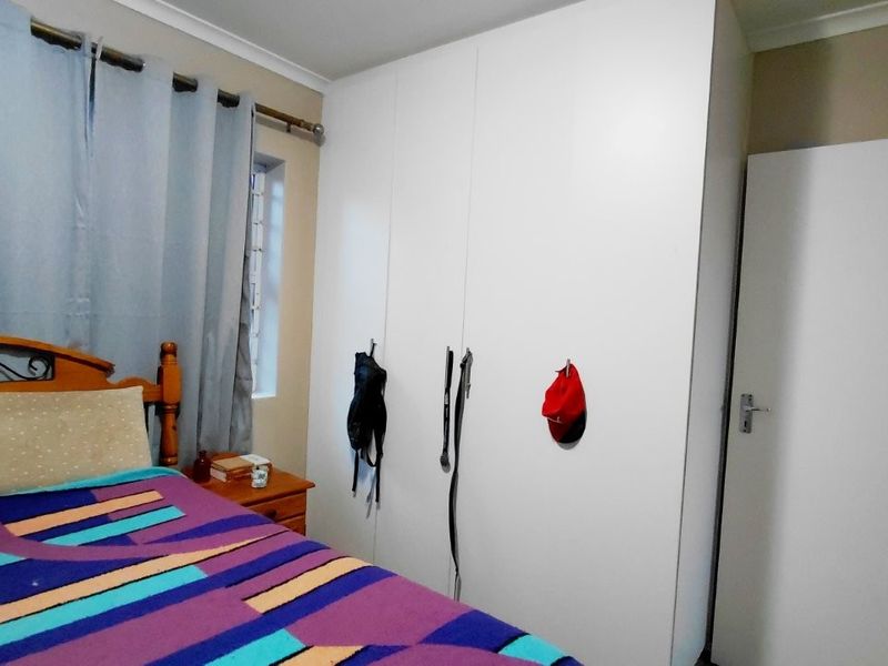 BRIDGEMEADE 2 BED 1 BATH HOUSE WITH SINGLE GARAGE AND POOL FOR RENT - Photo 6