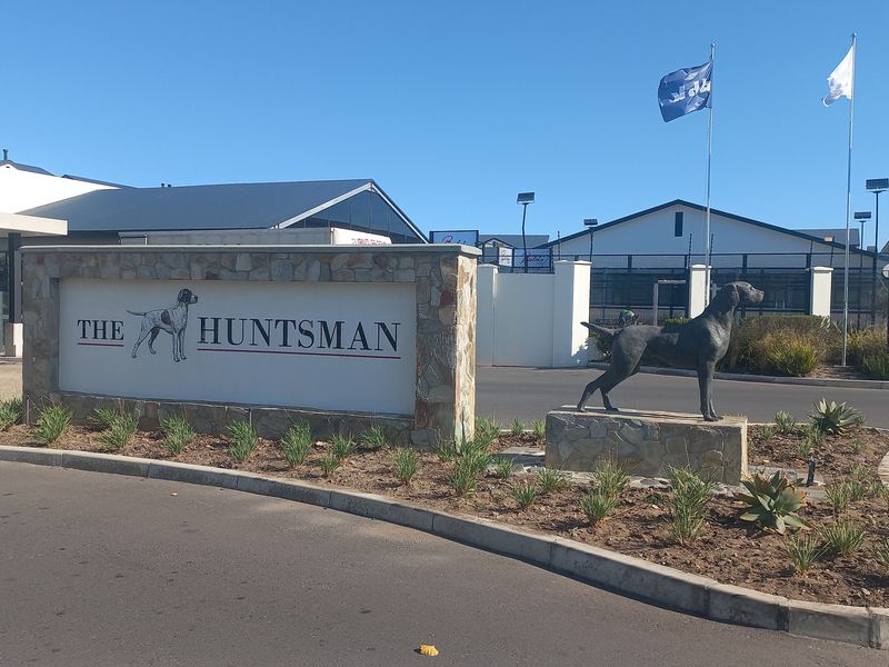 Immaculate Two Bedroom on First Floor - North East facing - Photo 9