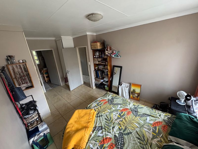 Stylish & Low-Maintenance Townhouse Living in Sinoville - Photo 8