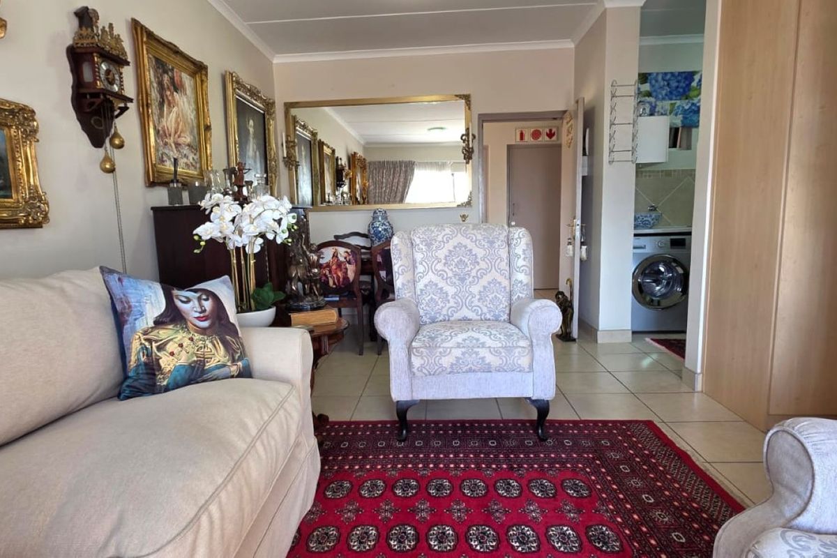 Resort-Style Retirement Living with Scenic Views - Photo 4