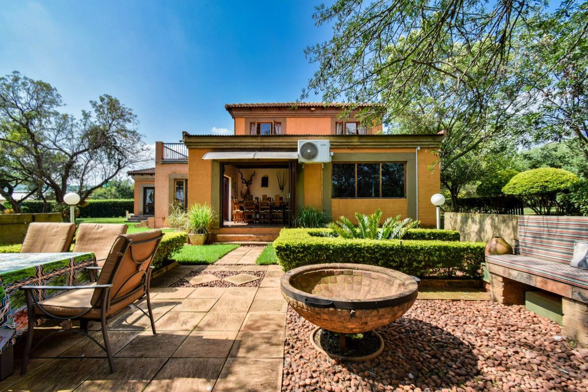 Modern Family Living Meets Peaceful Plot Lifestyle - Photo 3