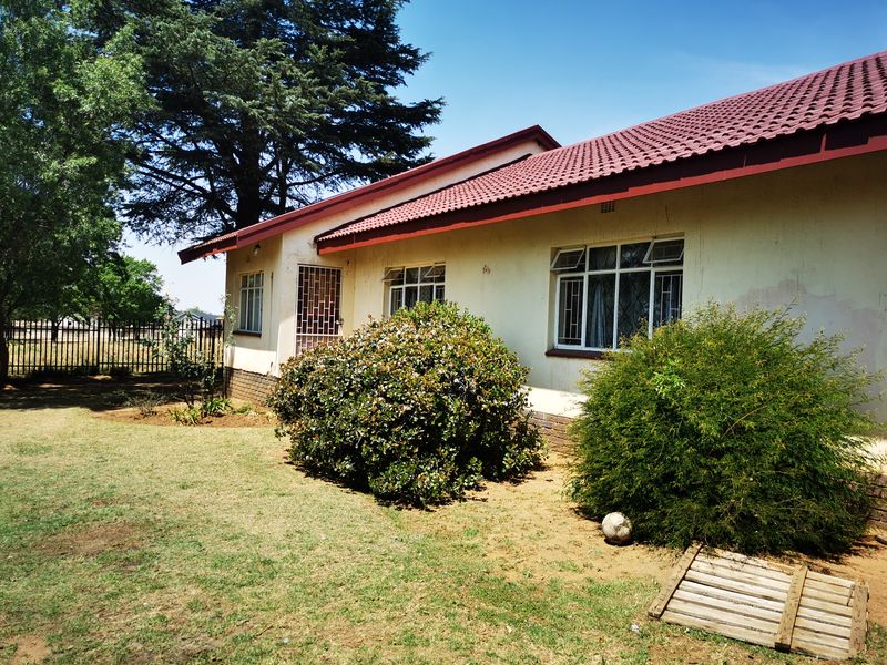 4 Bedroom House To Rent - Photo 1