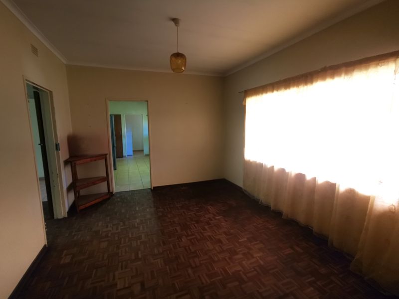 4 Bedroom House To Rent - Photo 3