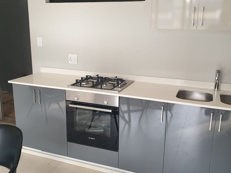 * Lucrative Lock Up & Go Investment Opportunity * - Photo 7