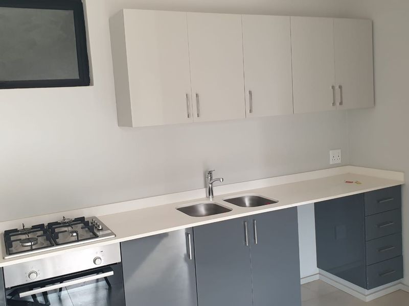 * Lucrative Lock Up & Go Investment Opportunity * - Photo 3