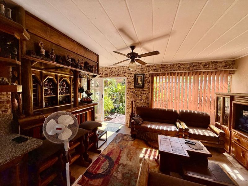 Charming and Move-In Ready Double Story Townhouse - Photo 6