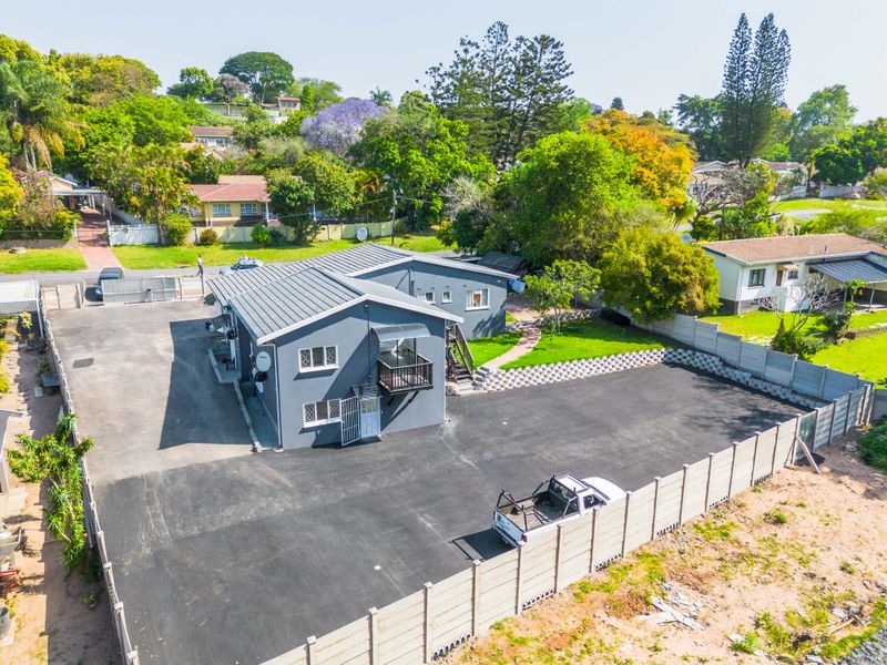 Income-Generating Gem or Expansive Family Haven - Photo 4