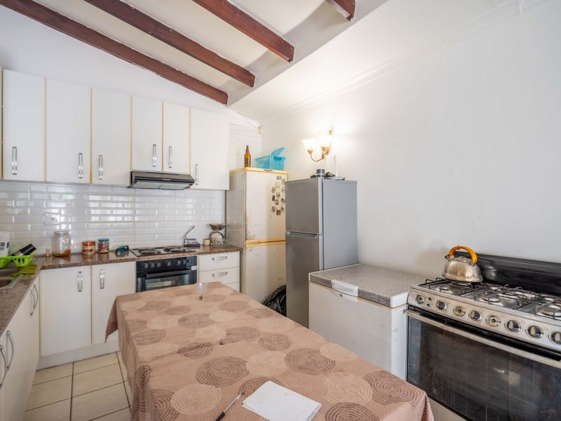 Income-Generating Gem or Expansive Family Haven - Photo 7