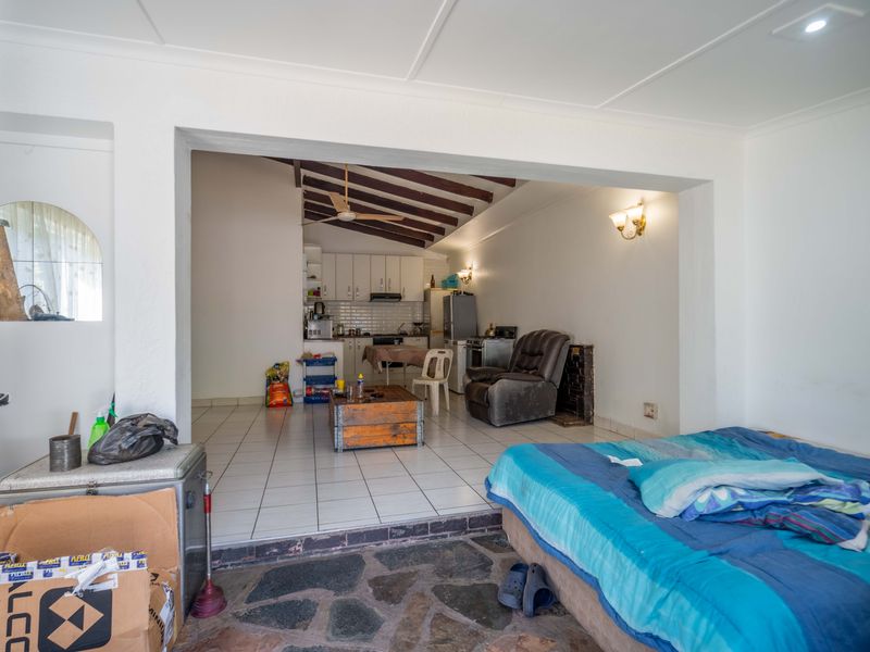 Income-Generating Gem or Expansive Family Haven - Photo 9