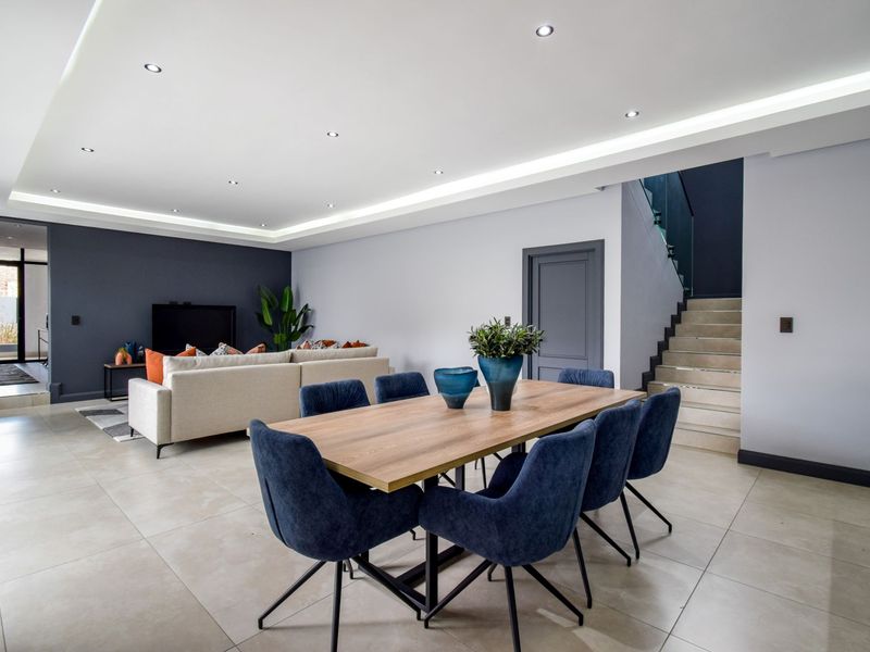 Four Bedroom Family Home To Let in Midstream Heights - Photo 4