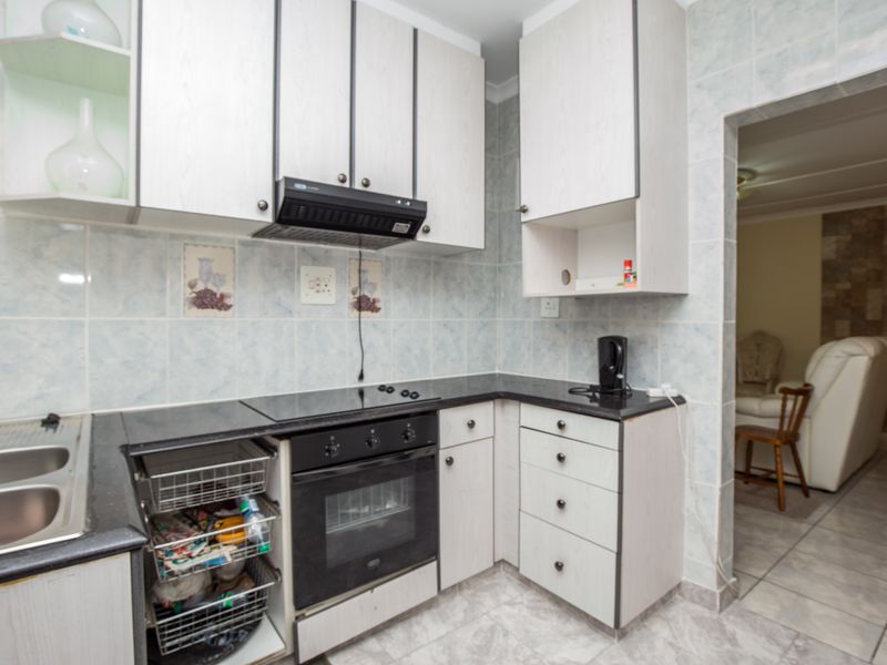 Rustic character and charm - Photo 6