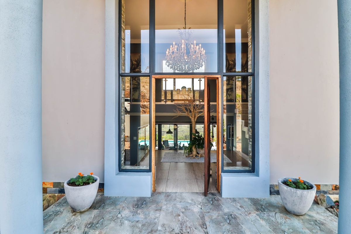 Beautiful Country Home - Photo 5