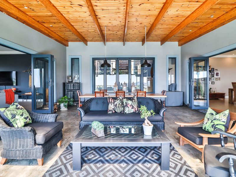 Beautiful Country Home - Photo 8